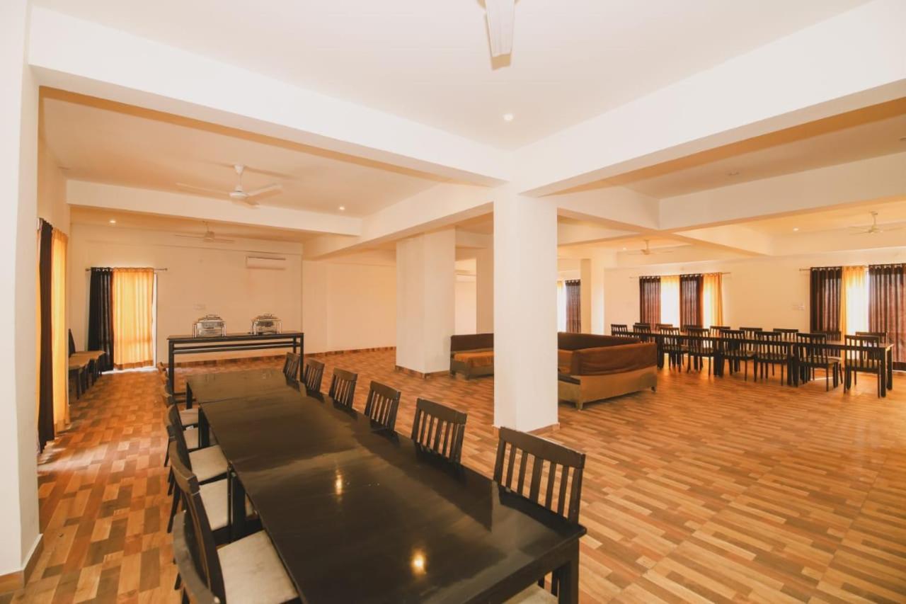 Hotel Dosa Plaza Udaipur Luaran gambar