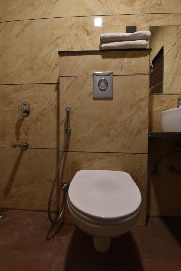 Hotel Dosa Plaza Udaipur Luaran gambar