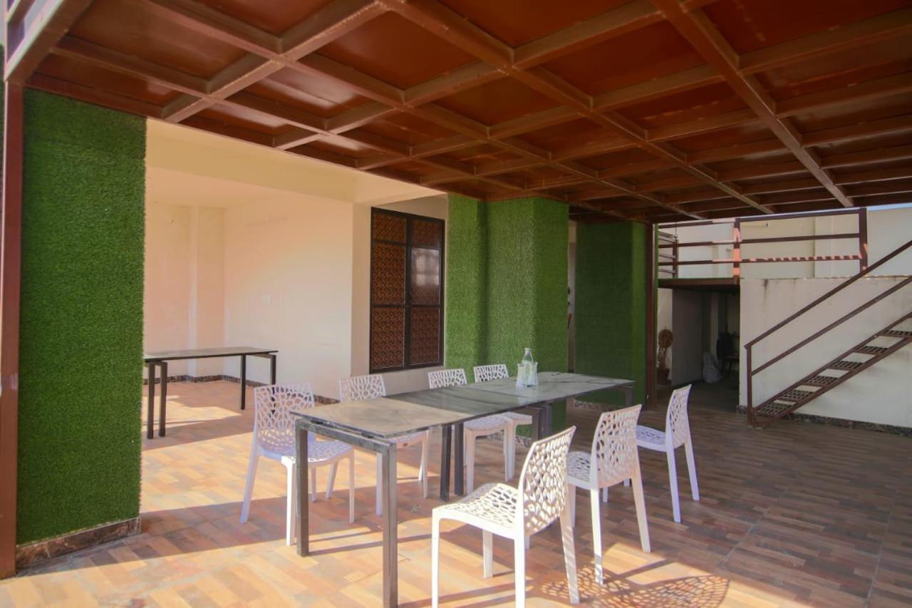Hotel Dosa Plaza Udaipur Luaran gambar
