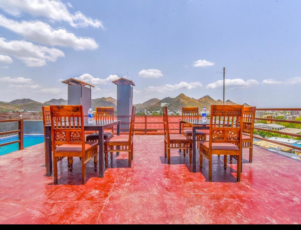 Hotel Dosa Plaza Udaipur Luaran gambar