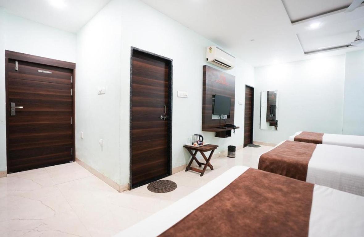 Hotel Dosa Plaza Udaipur Luaran gambar